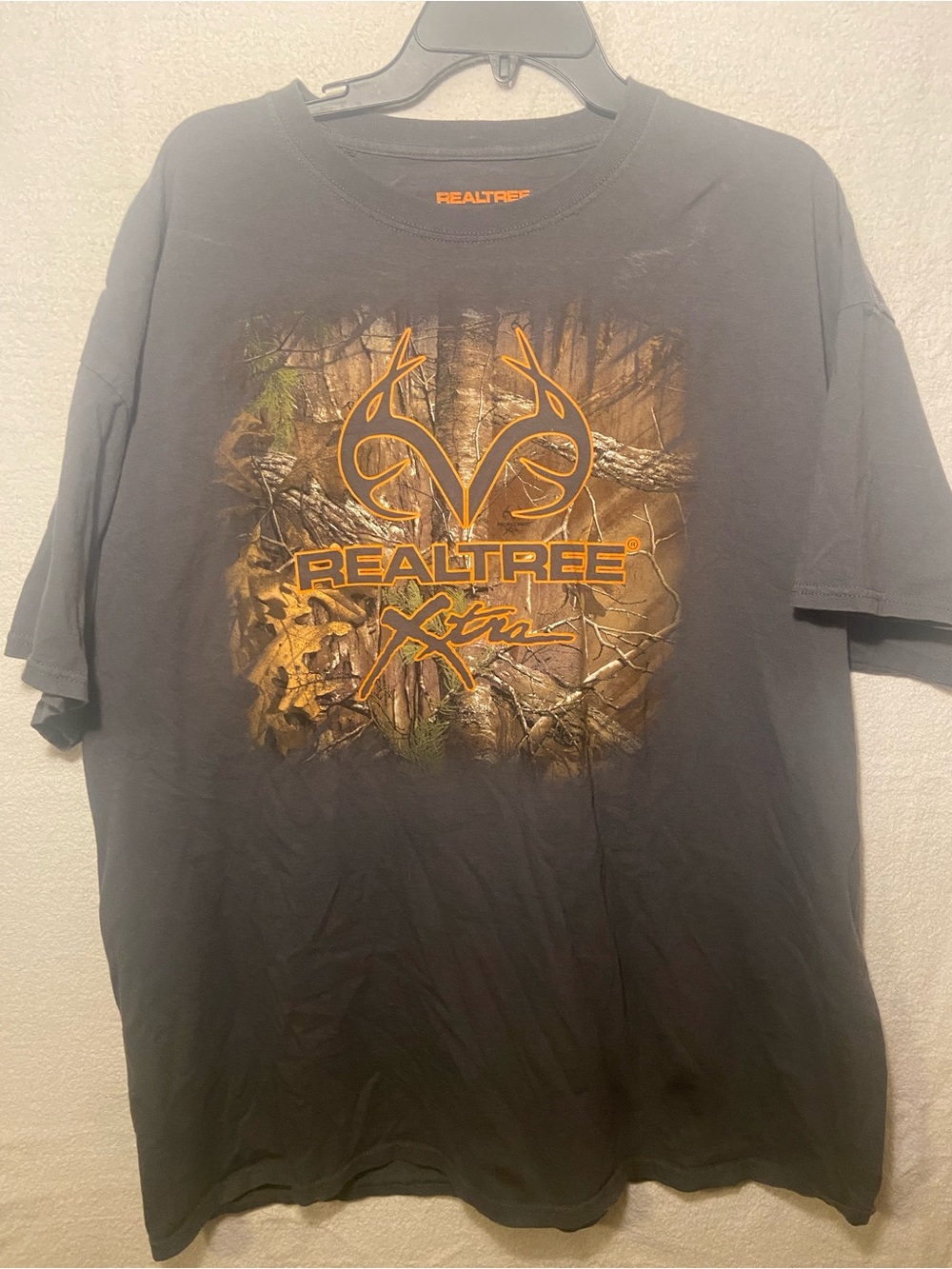 Vintage Y2K Dark Gray Realtree Xtra Camo Hunter Graphic T Shirt SS Men’s 2XL